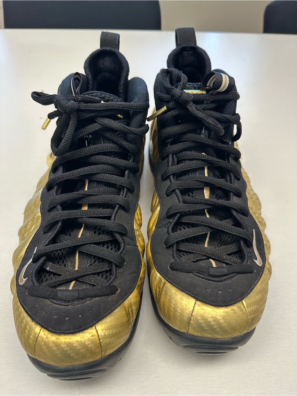 Nike Air Foamposite Pro "Metallic Gold" sneakers (Style Code: 624041-701) 10.5 - Picture 5 of 8